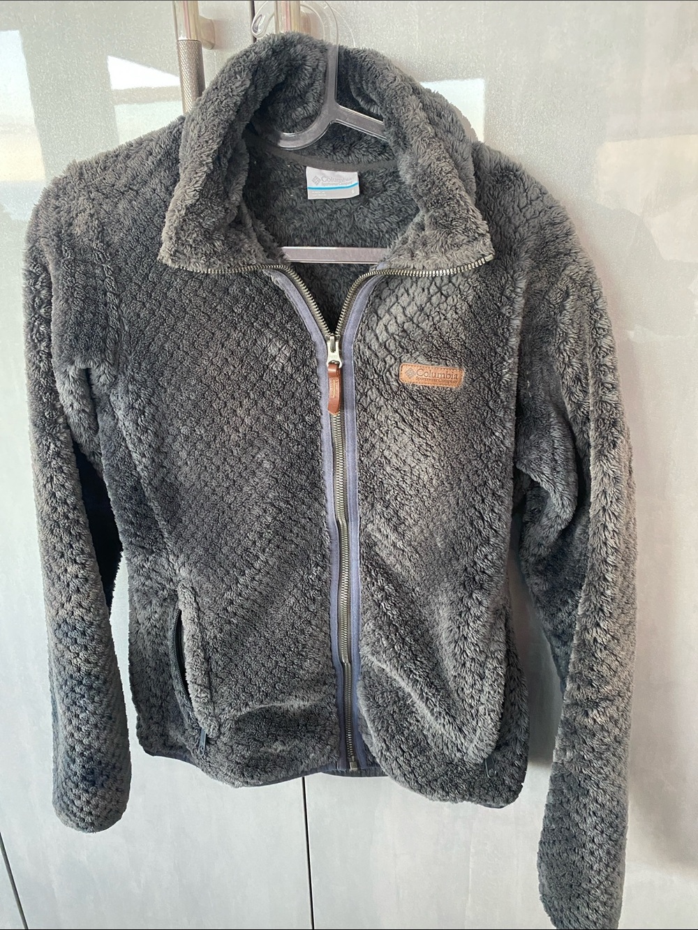 Columbia Women’s Charcoal grey Plush Full-Zip Teddy Jacket size small